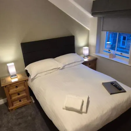 Couette-café Glencoe 4*