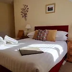 Glencoe 4*